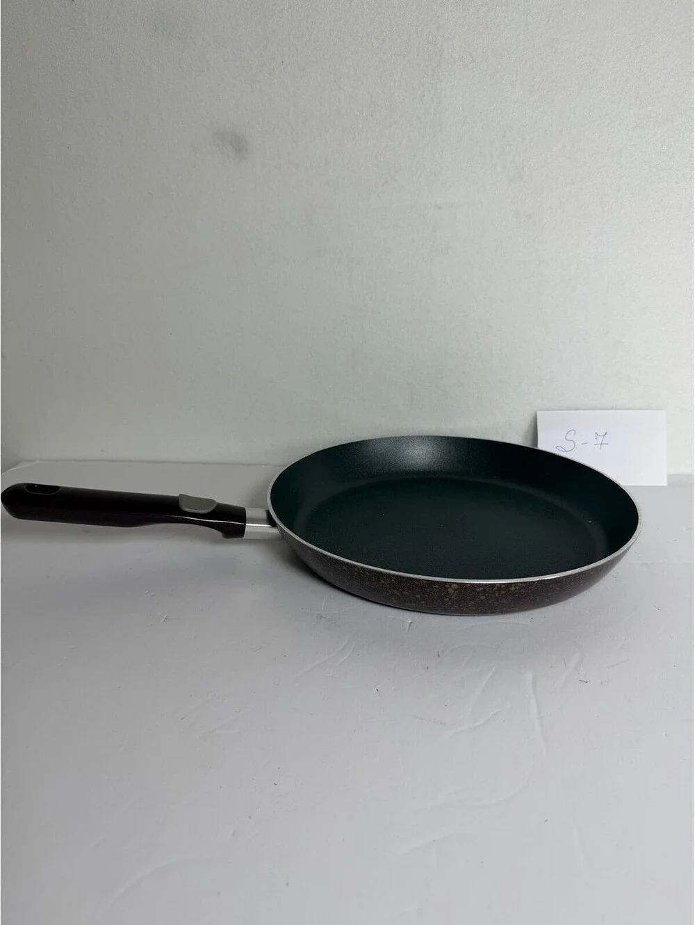 T-fal Armaral Frying Pan Non-Stick Made in France S-7